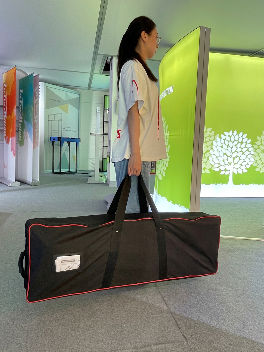 Pop Up Light Box compact carry bag with shoulder straps