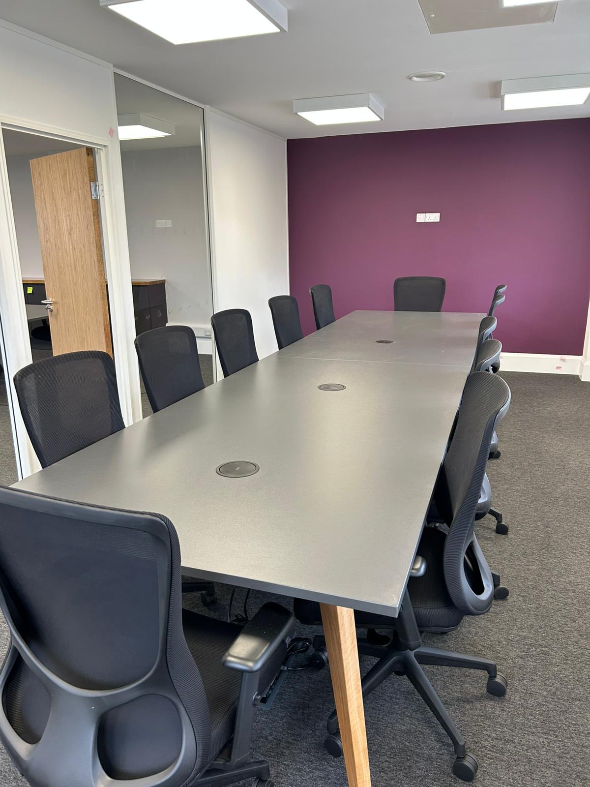 Desking & Seating 8