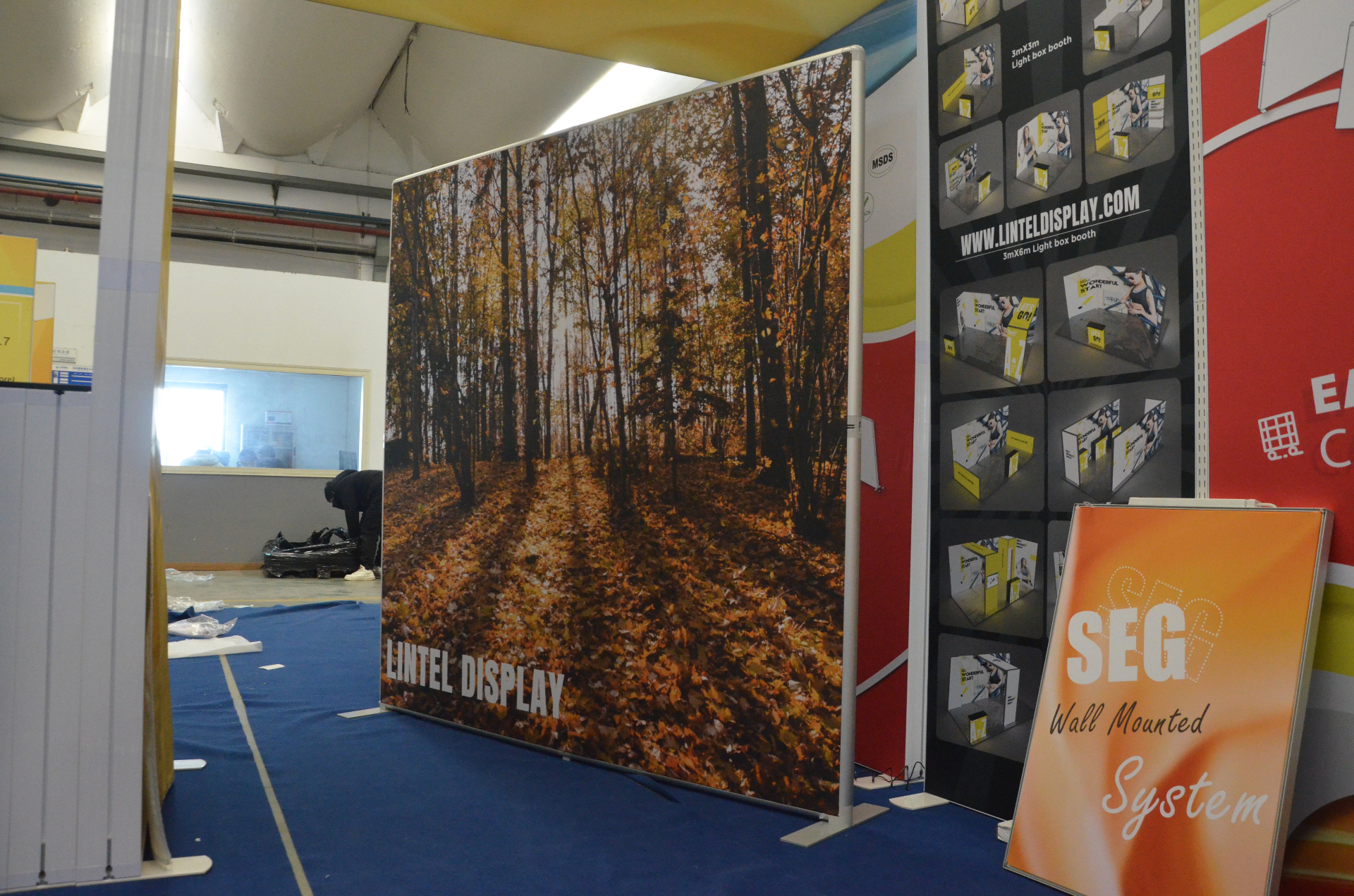 Fast Wall with vivid UV printed SEG graphics